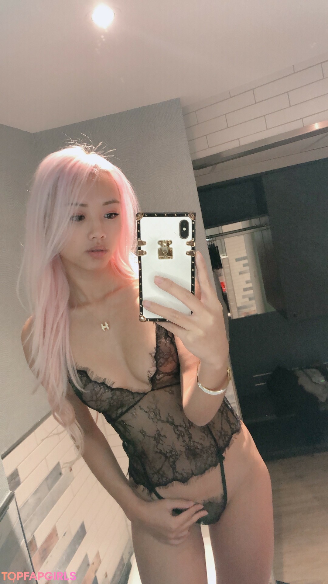 Vyvan LeOnlyFans Model Nude Leaks Pic #443